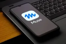 متا خواندن پیام‌های خصوصی توسط Muse را رد کرد؛ ماجرا از کجا شروع شد؟
