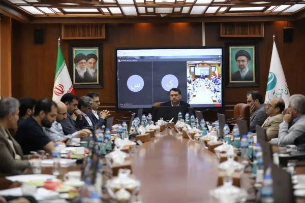 تاکید کبیری برحمایت از کسب‌وکارها و شتاب‌بخشی به برنامه‌های توسعه‌ای جزیره